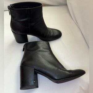 Stuart Weitzman Bacari Bootie
